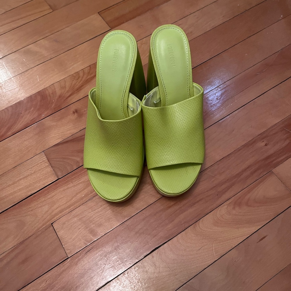 Forever 21 Green Mules Modern Minimalist Design